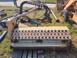 Online aukce:   NESENÁ SEKAČKA