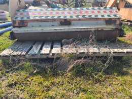 Online aukce:   NESENÁ SEKAČKA