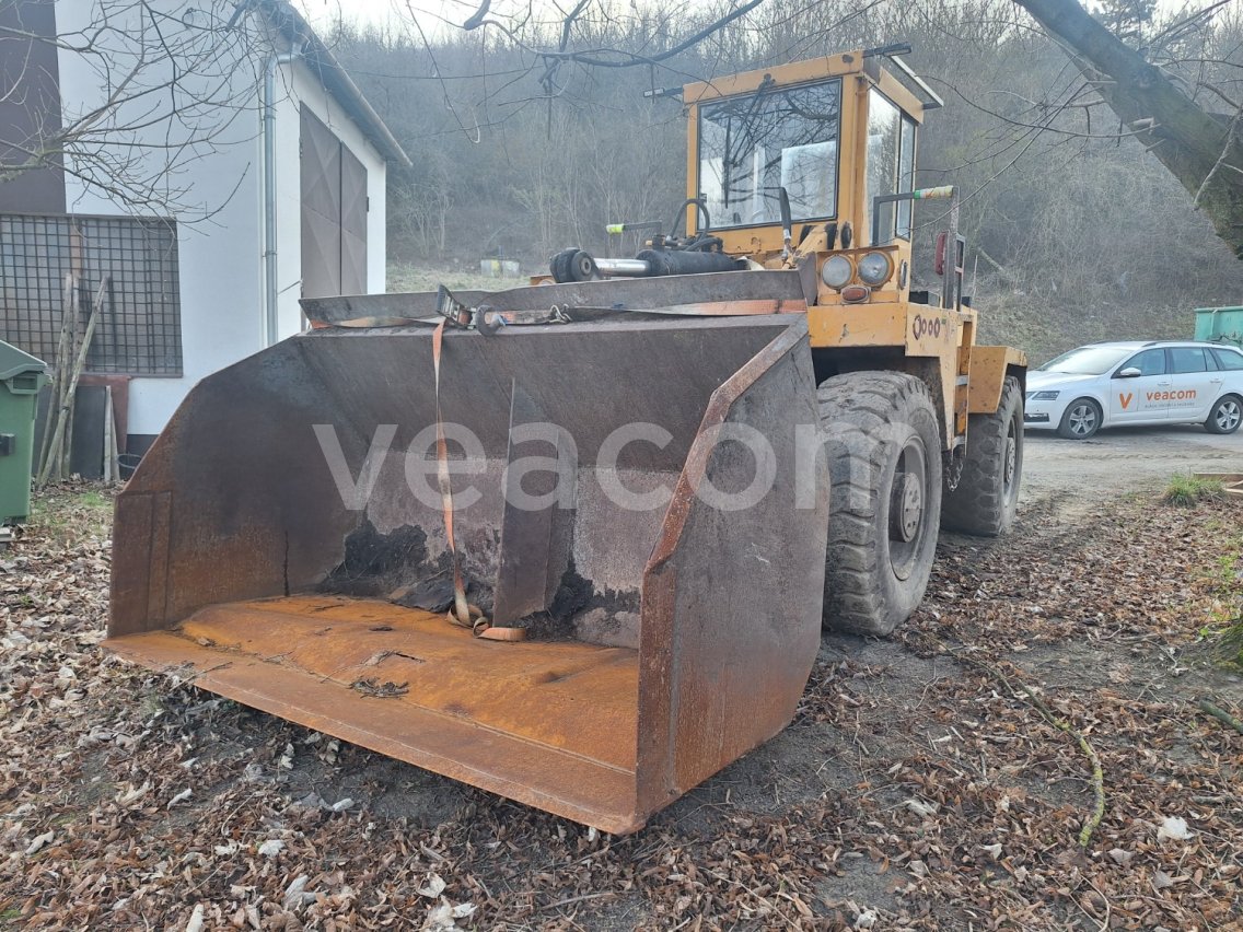 Online auction: ZTS  UNK 320