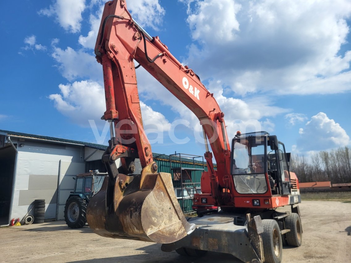 Online aukce: O&K  MH 6-A4