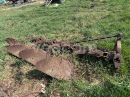 Online aukce:   PLUH