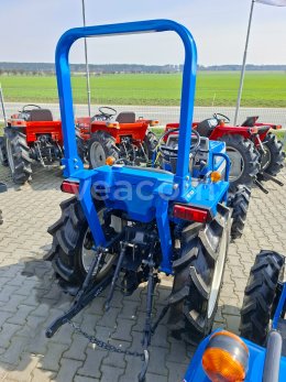 Online aukce: ISEKI  TA 215F 4X4