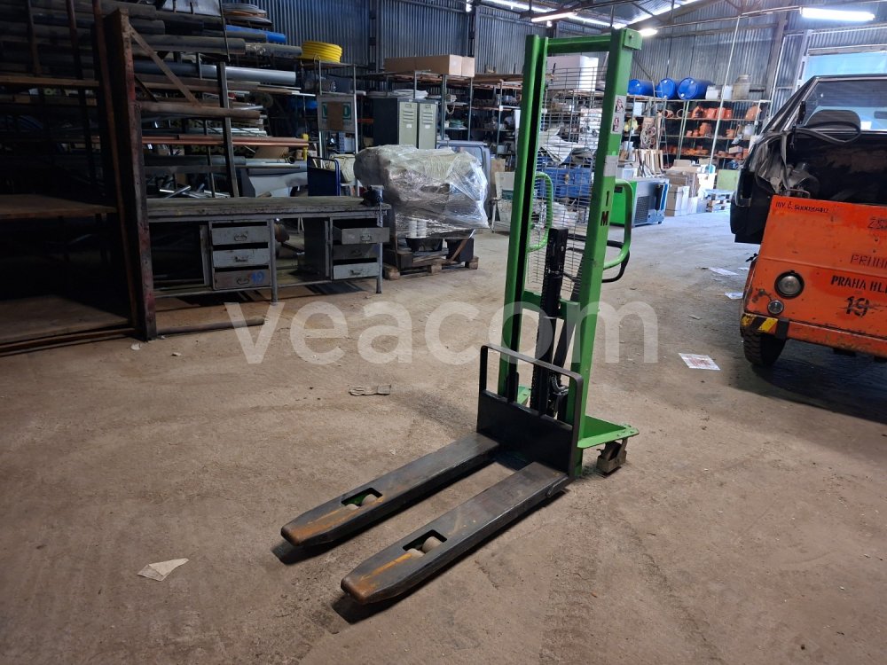 Online auction:  SDJ500