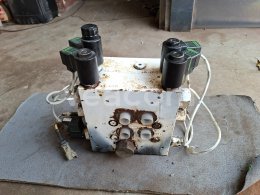 Online aukce:   HYDRAULICKÝ ROZVADĚČ S ELEKTRO OVLÁDÁNÍM