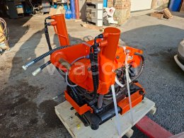 Online aukce:   SLN - TILTROTÁTOR NA JCB 4CX