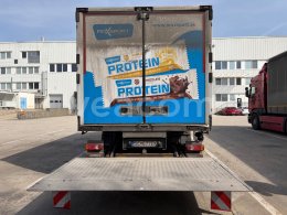 Online aukce: RENAULT  D 16