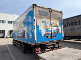 Online aukce: RENAULT  D 16