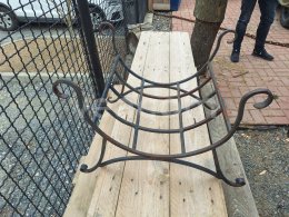 Online aukce:   STOJAN NA KRBOVÉ DŘEVO