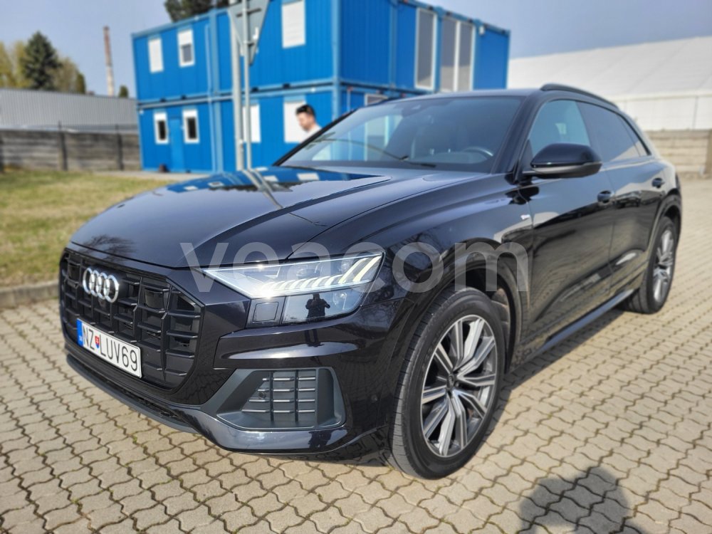 Online auction: AUDI  Q8 QUATTRO