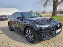 Online aukce: AUDI  Q8