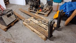 Online aukce:   NOSNÉ VIDLICE: ISO 3A 150X50X2.400 MM