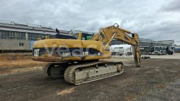 Online aukce: CAT  330 C LNME