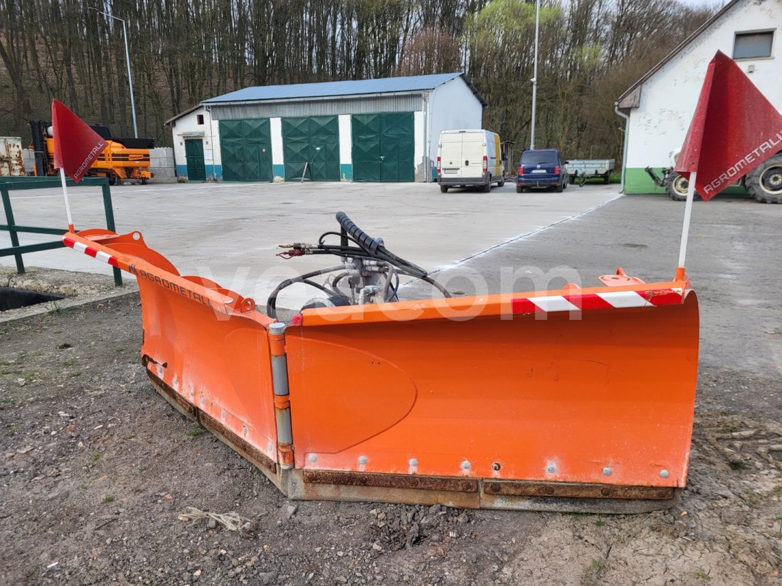 Online aukce: AGROMETALL  SR-T-2 2600