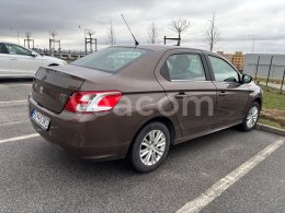 Online aukce: PEUGEOT  301