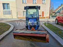 Online aukce: ISEKI  TXG 237 A 4X4
