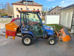 Online aukce: ISEKI  TXG 237 A 4X4