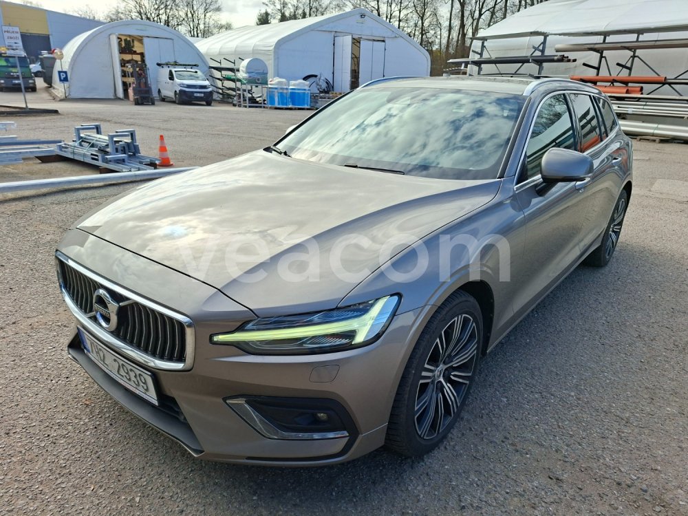 Интернет-аукцион: VOLVO  V60 D4