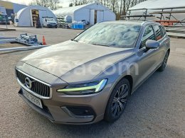 Online aukce: VOLVO  V60 D4