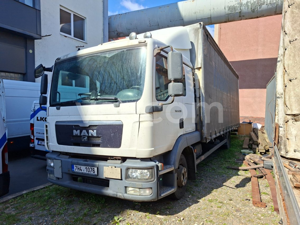 Online aukce: MAN  TGL 12.250
