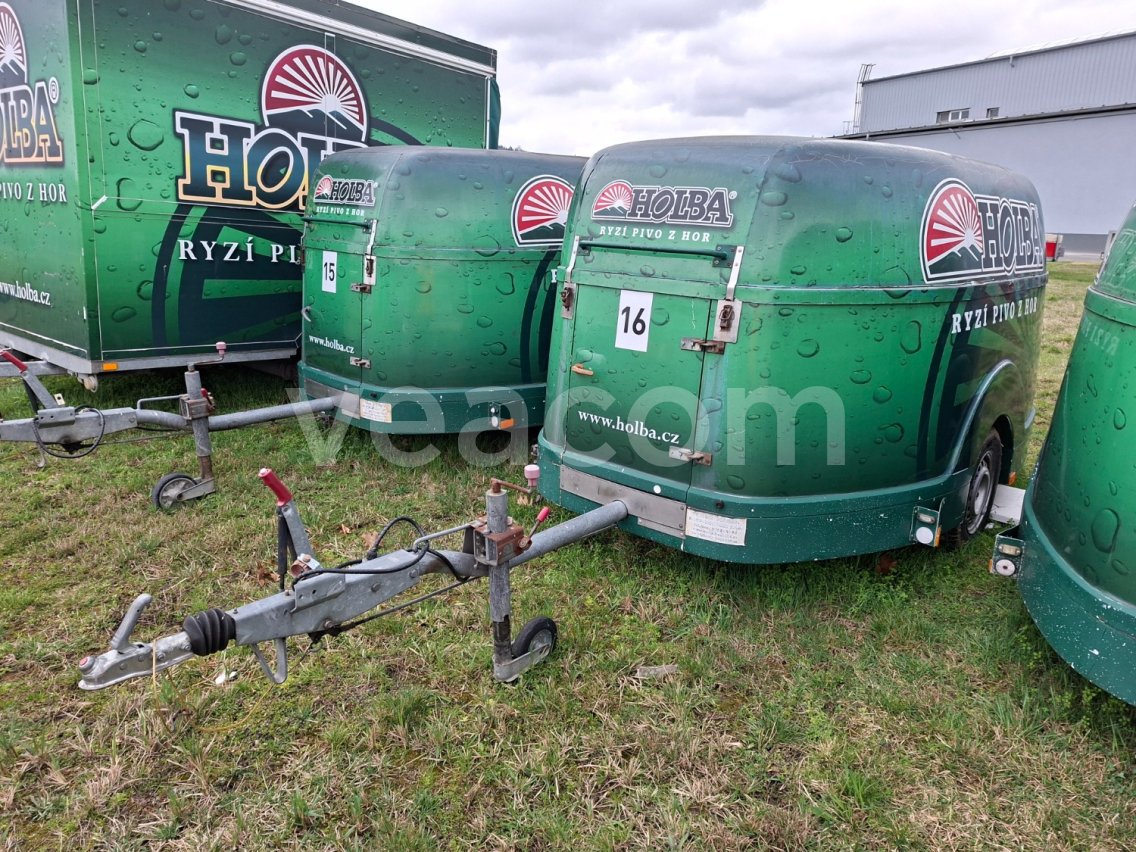 Online aukce:   ALIEN - POJÍZDNÁ PRODEJNA