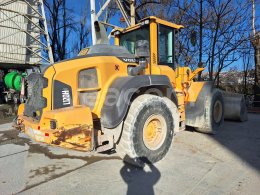 Online aukce: VOLVO  L 120 H 4X4