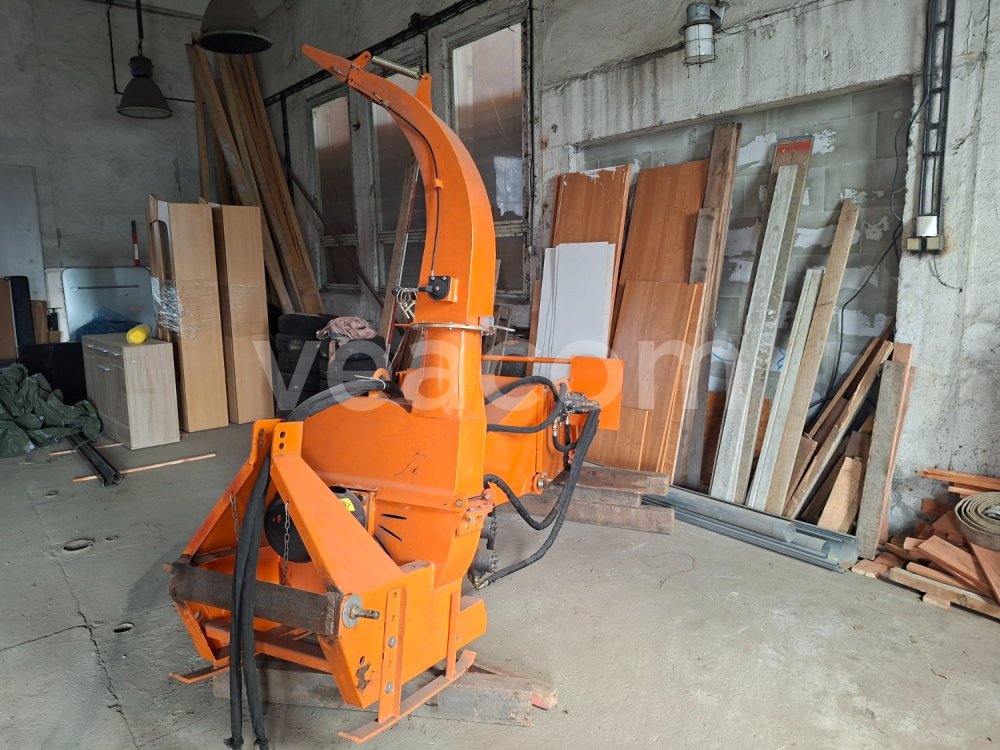 Online aukce:  DRTIČ BOWELL BX72R