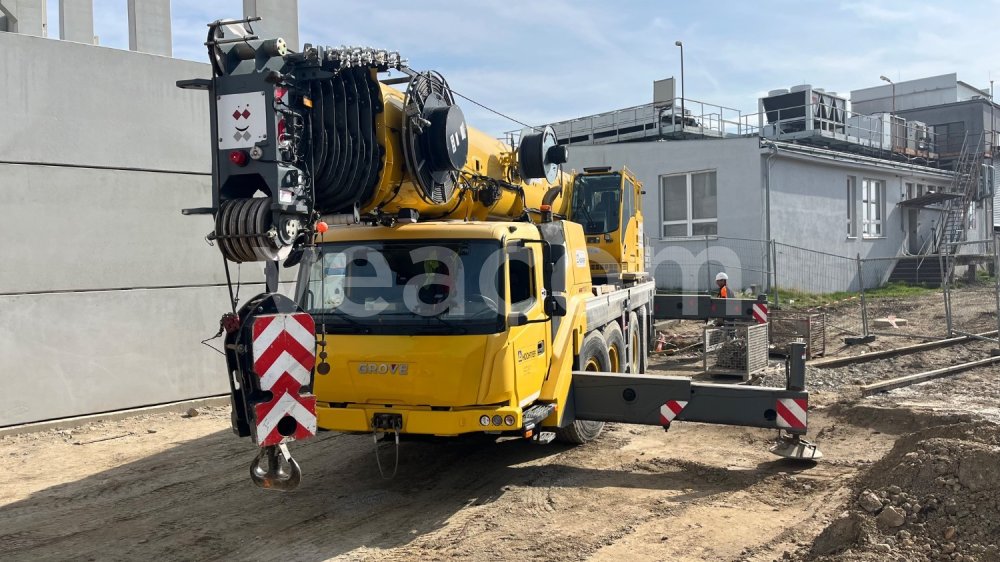 Online aukce: GROVE  GMK4100L-1