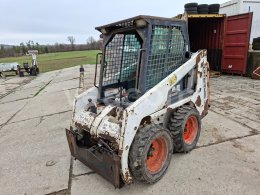Online aukce: BOBCAT  553 4X4 + MELROE INGERSOLL-RAND 725S B/H