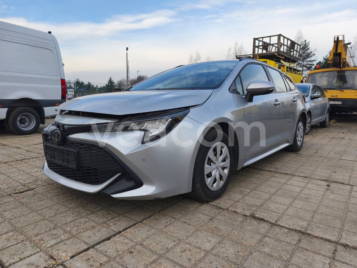 Online aukce: TOYOTA  COROLLA