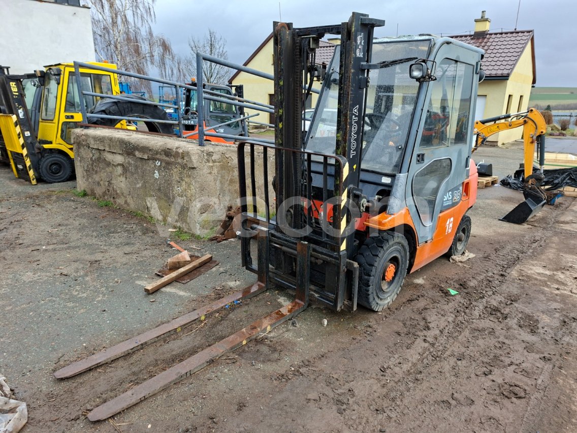 Online aukce: TOYOTA  42-7FGF25