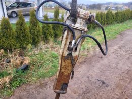 Online aukce: MAD  120 - KLADIVO