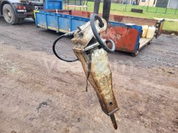 Online aukce: MAD  120 - KLADIVO