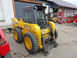 Online aukce: GEHL  V 400