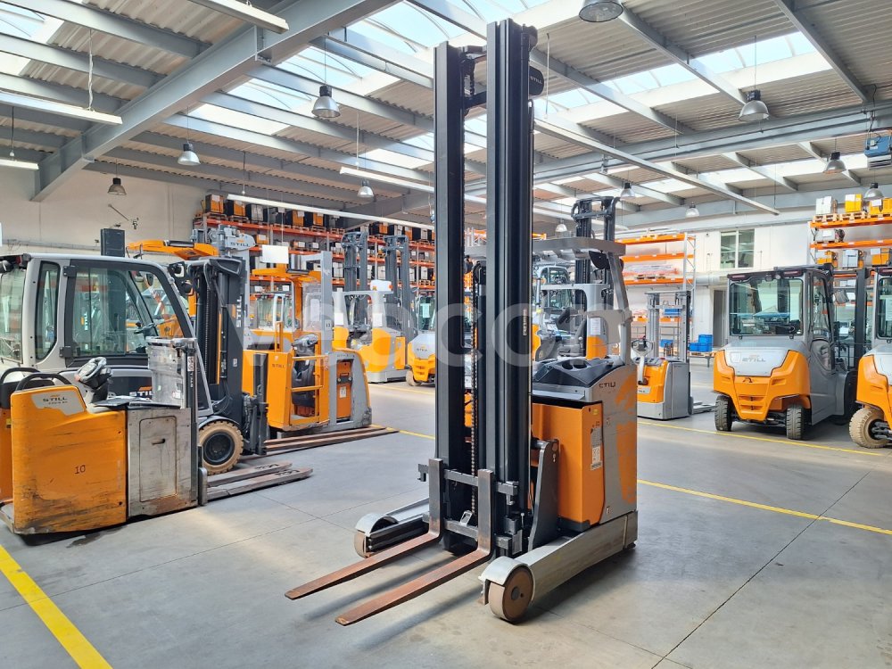 Online auction: STILL  FM-X 14