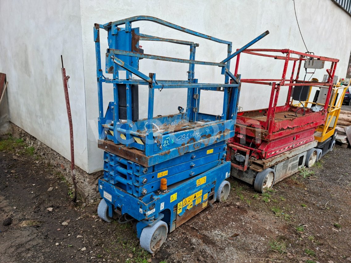 Online aukce: GENIE  GS 1932