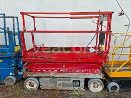 Online aukce: SKYJACK  NŮŽKOVÁ PRACOVNÍ PLOŠINA