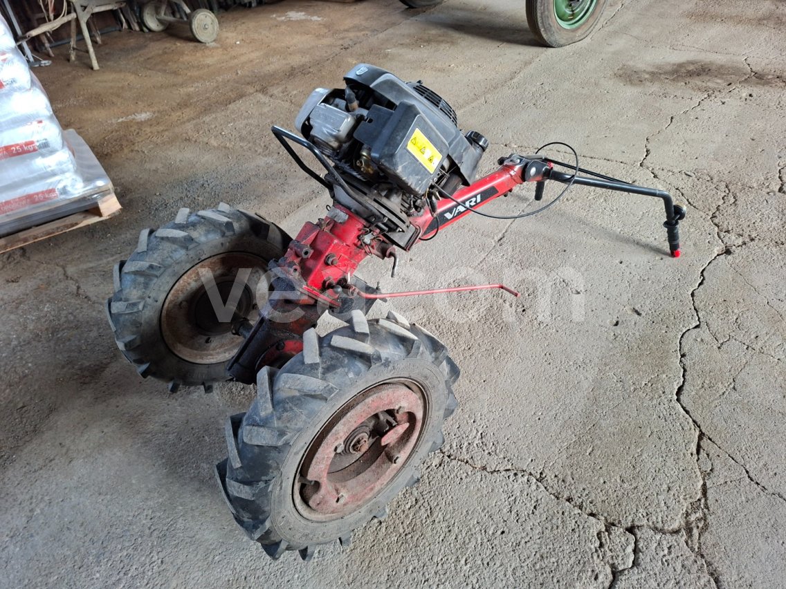 Online aukce: VARI  1 DKS