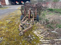 Online aukce:   BRÁNY