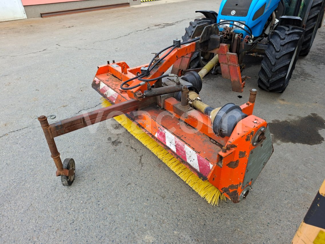 Online aukce: AGROMETALL  KM M1550UZ