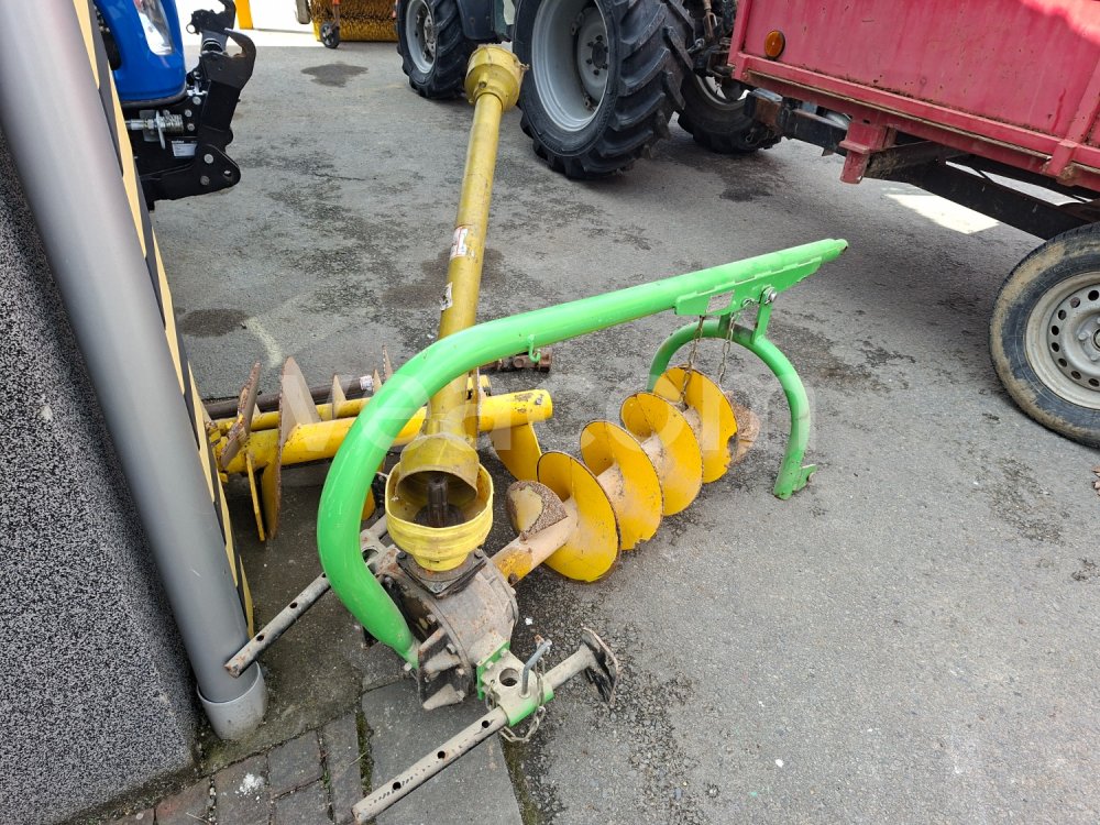 Aukcja internetowa:  PAVEL ŠALEK APV 175