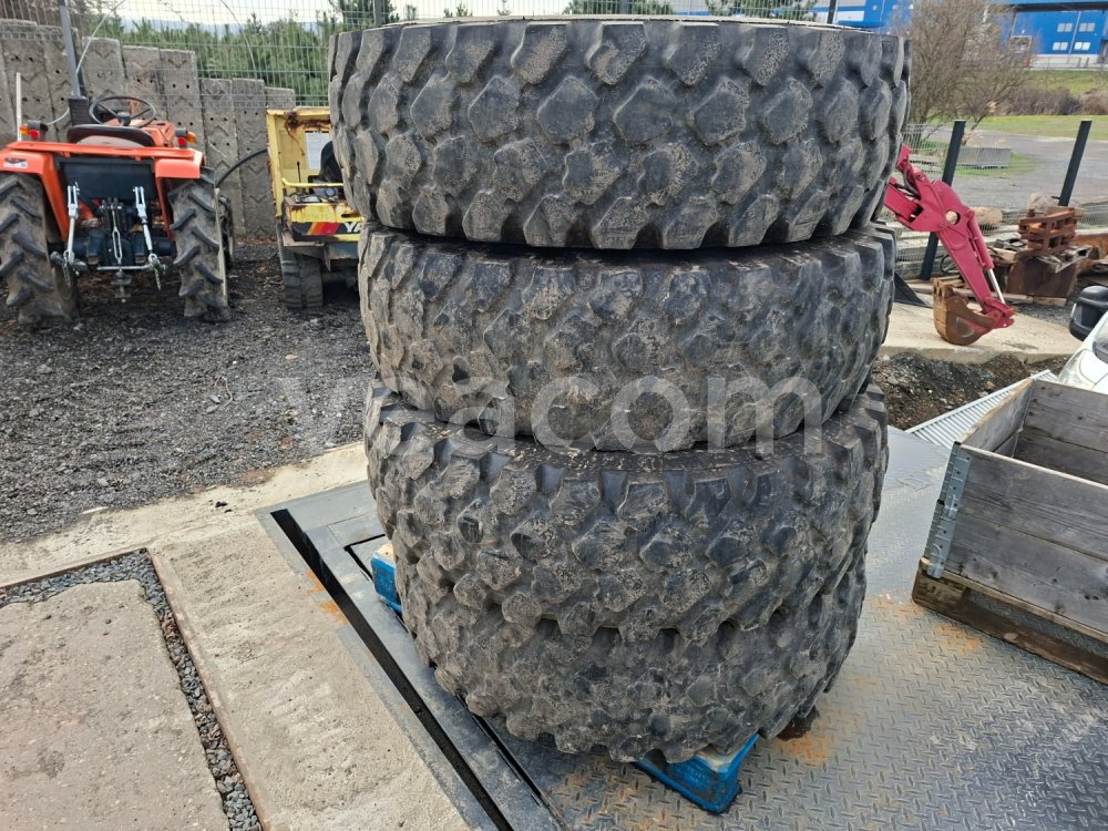 Aukcja internetowa:  MICHELIN  14 00 M 20