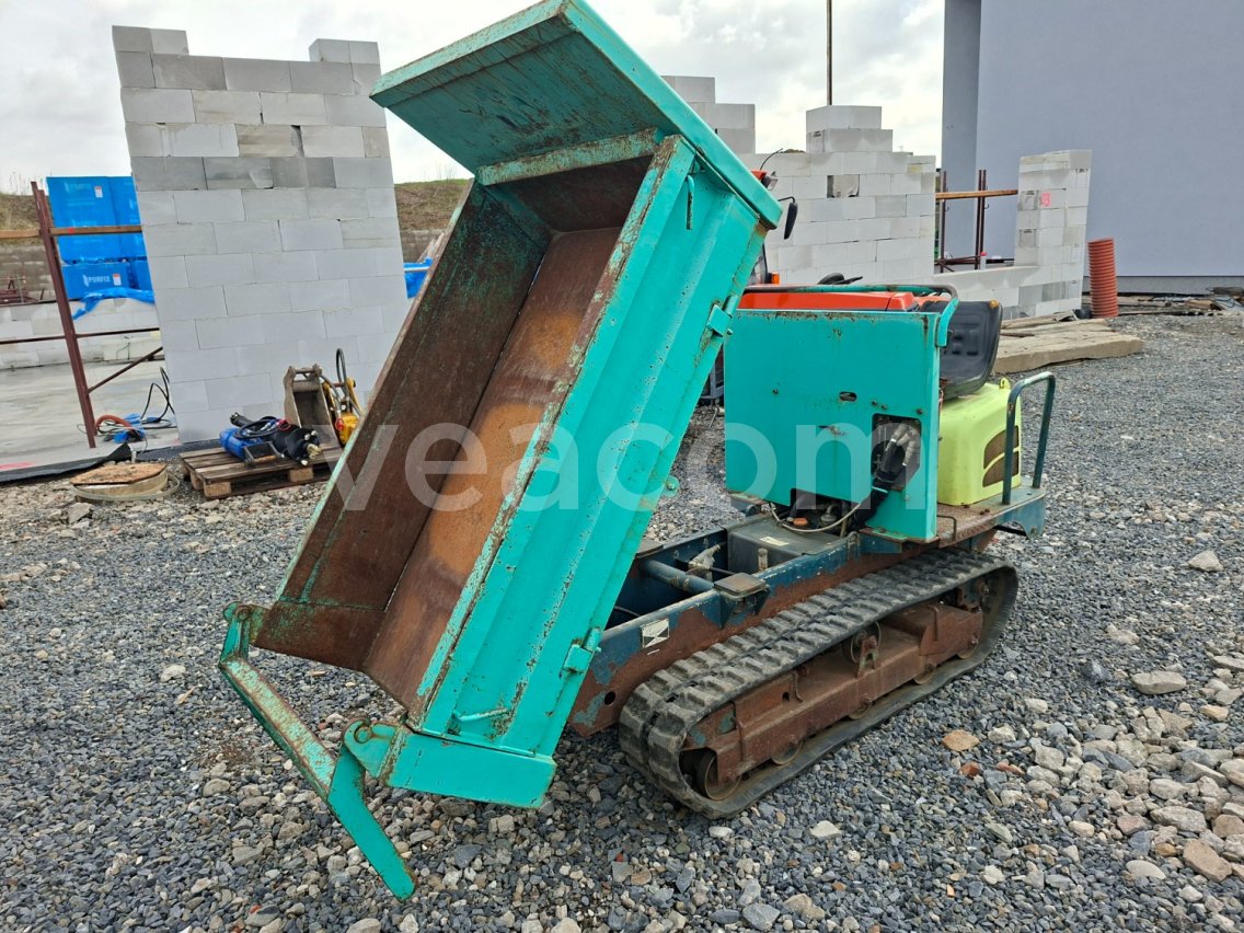 Online aukce: YAMMAR  C12R