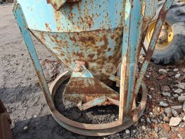 Online aukce:   VANA NA BETON