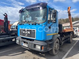Online aukce: MAN  F2000