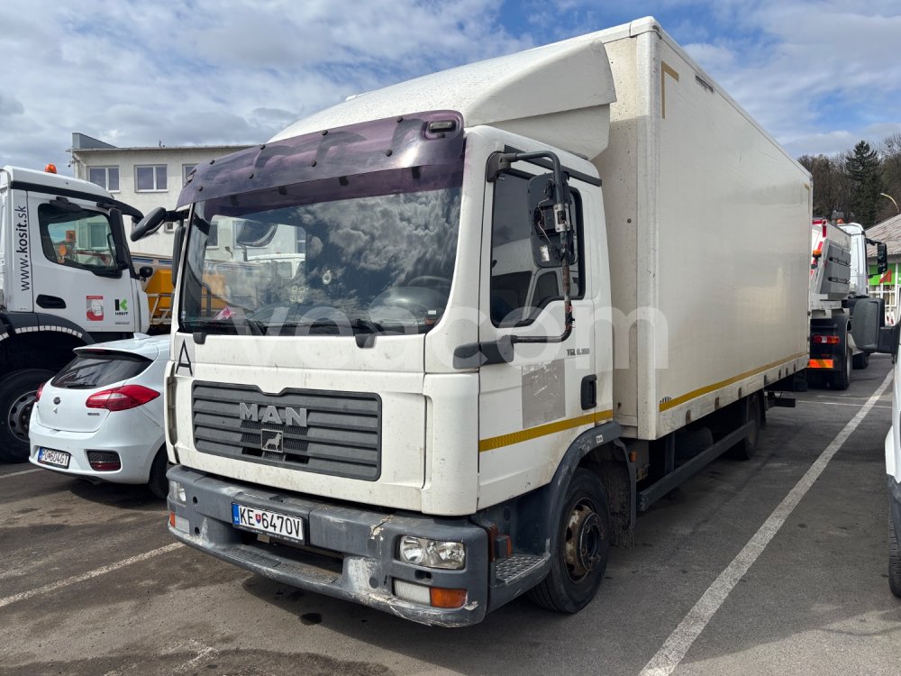 Aukcja internetowa: MAN  TGL 8.180 4X2BL