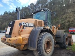Online aukce: CASE  821E