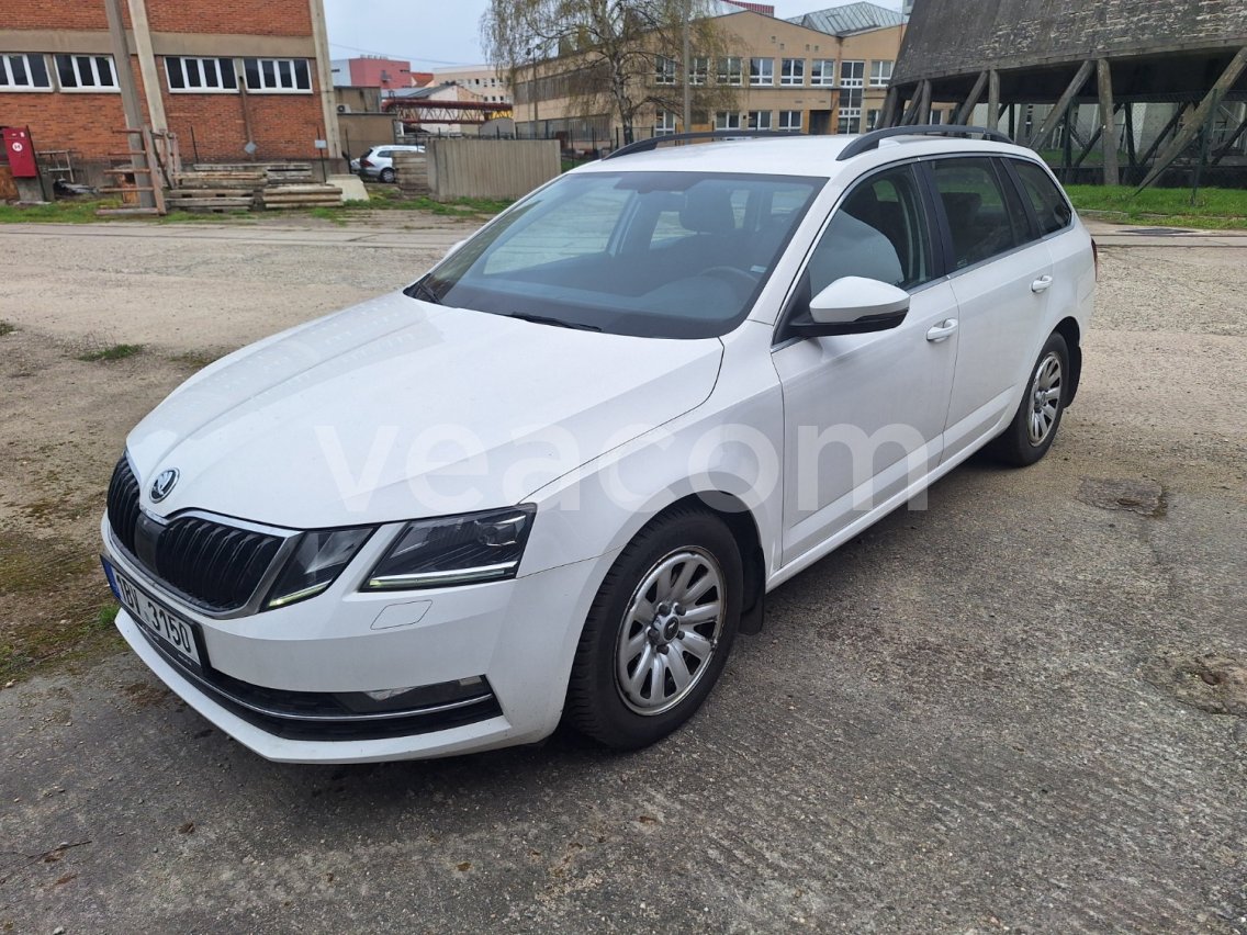 Online aukce: ŠKODA  OCTAVIA CNG