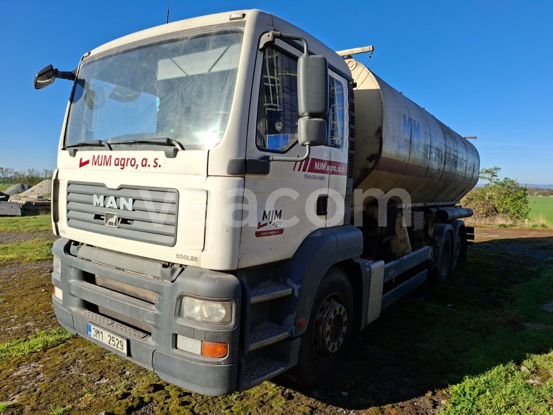 Online aukce: MAN  TGA 26.400 6X2-2 LL