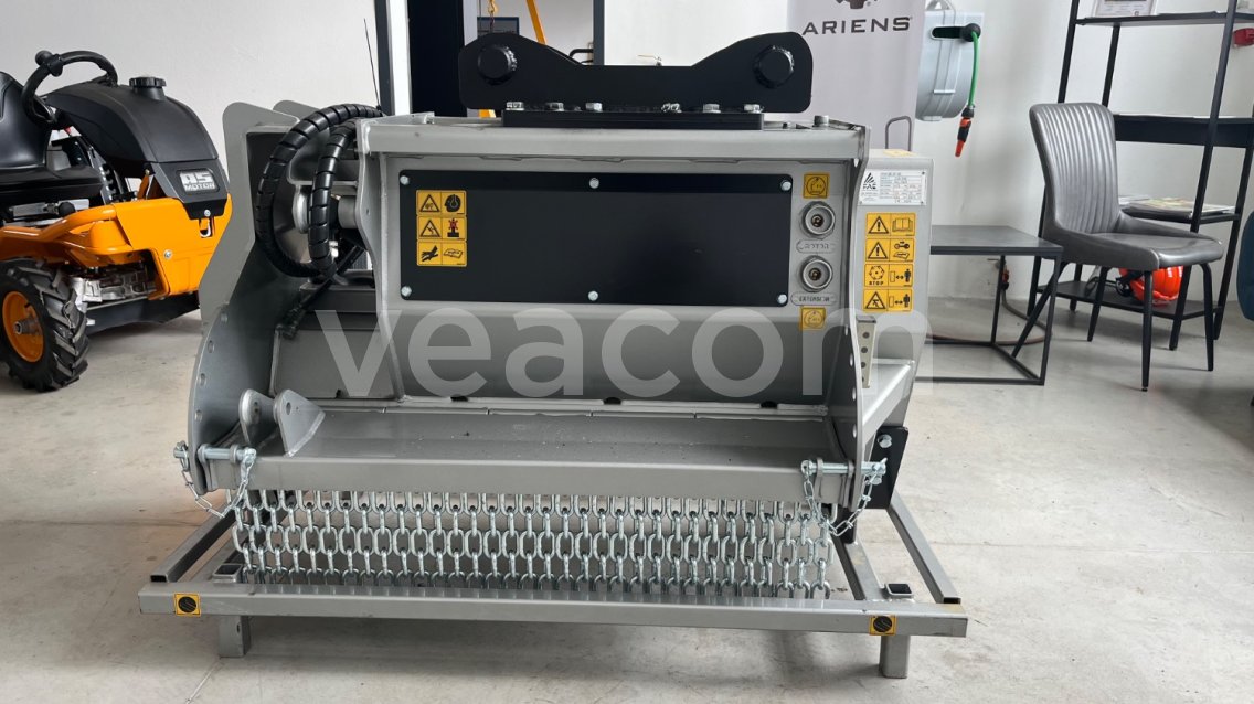 Online aukce: FAE  DML/HY-100