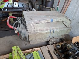 Online aukce:   MEZ BRUMOV KS-350/01 SVAŘOVACÍ USMĚRŇOVAČ